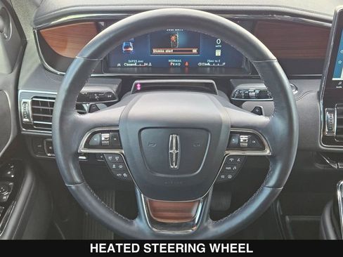 Used 2023 Lincoln Navigator Reserve AWD/4WD image 25