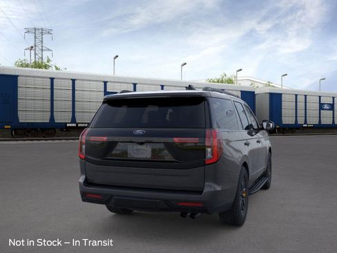 New 2025 Ford Expedition Tremor image 8