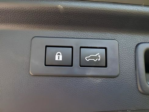 Used 2023 Subaru Forester Limited AWD/4WD image 11
