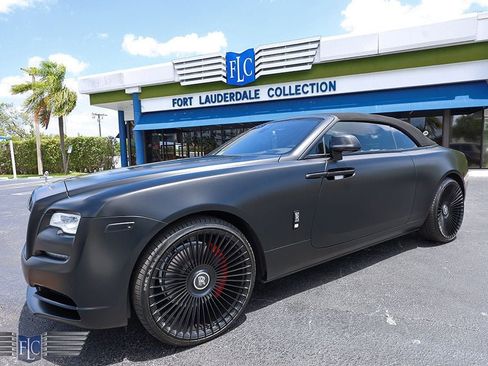 Used 2021 Rolls-Royce Dawn image 44