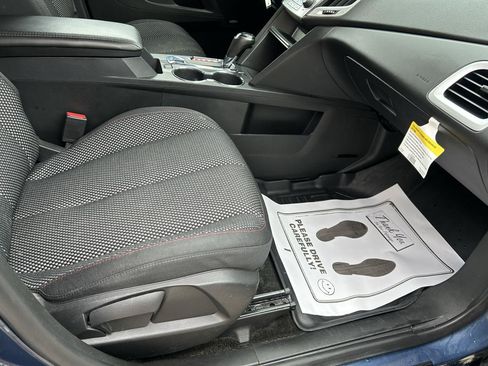 Used 2017 GMC Terrain SLE FWD image 12