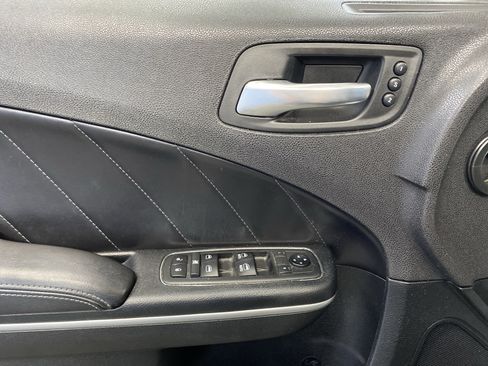 Used 2018 Dodge Charger GT image 12