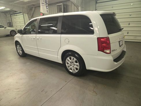 Used 2014 Dodge Grand Caravan SE w/ Quick Order Package 29E SE image 4