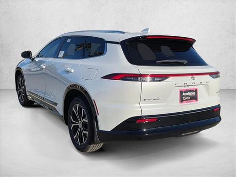 New 2026 Toyota Crown Signia image 9