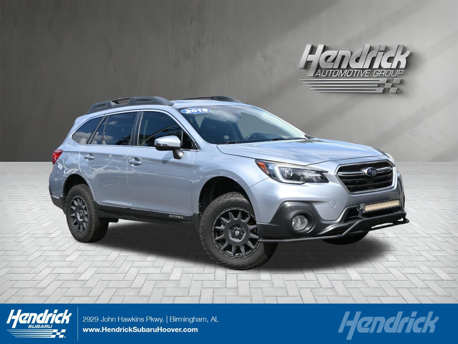Used 2019 Subaru Outback 2.5i Limited AWD/4WD image 1