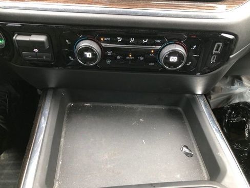 Used 2025 Chevrolet Silverado 2500 LT w/ Trail Boss Package image 27