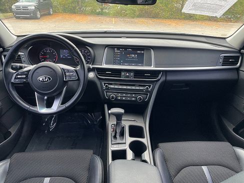 Used 2020 Kia Optima S image 29