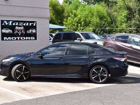 Used 2019 Toyota Camry XSE FWD image 3