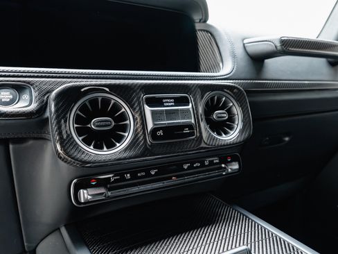 Used 2025 Mercedes-Benz G 63 AMG 4MATIC image 55