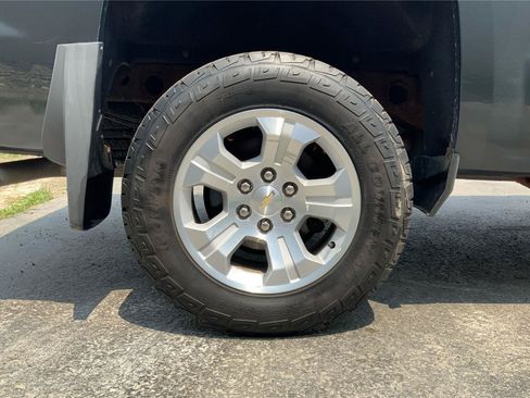 Used 2017 Chevrolet Silverado 1500 LT w/ All Star Edition AWD/4WD image 29