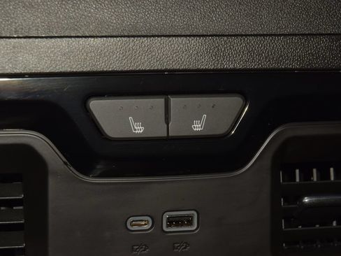 Used 2023 GMC Sierra 1500 AT4X AWD/4WD image 50