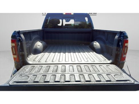 Used 2019 RAM 1500 Limited RWD image 34