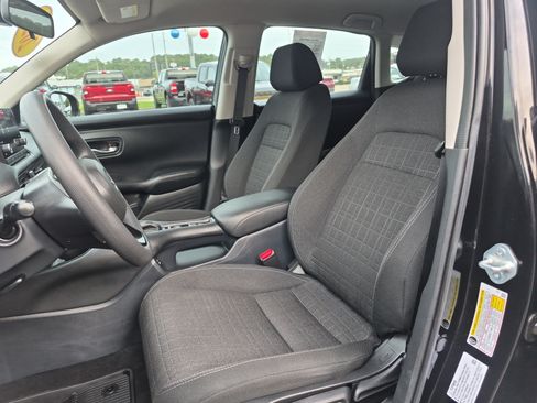 Used 2025 Honda HR-V LX image 10