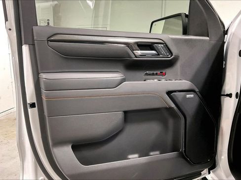 Used 2026 GMC Sierra 1500 AT4 w/ AT4 Preferred Package AWD/4WD image 21