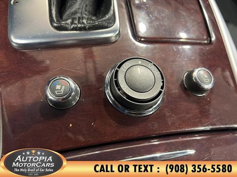 Used 2017 INFINITI Q70 3.7 image 42