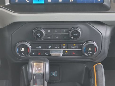 Used 2021 Ford Bronco Badlands AWD/4WD image 17