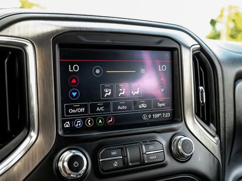 Used 2021 GMC Sierra 3500 Denali w/ Technology Package AWD/4WD image 24