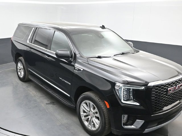 Used 2023 GMC Yukon XL SLT w/ Max Trailering Package AWD/4WD image 36