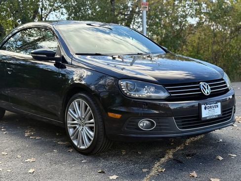 Used 2013 Volkswagen Eos FWD image 5