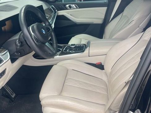 Used 2025 BMW X7 xDrive40i w/ Executive Package AWD/4WD image 5