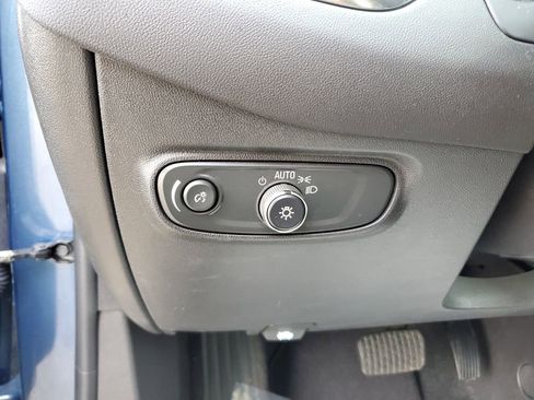 Used 2024 Chevrolet Equinox LT AWD/4WD image 17