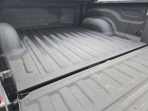 Used 2016 RAM 1500 Laramie image 18