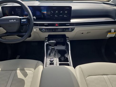 New 2026 Kia Sorento S FWD image 14