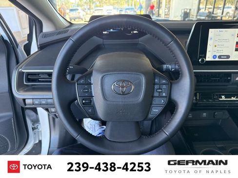 Used 2025 Toyota Prius LE image 14