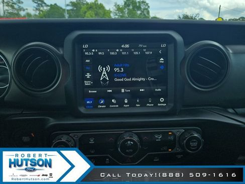 Used 2022 Jeep Wrangler Unlimited Sport AWD/4WD image 15