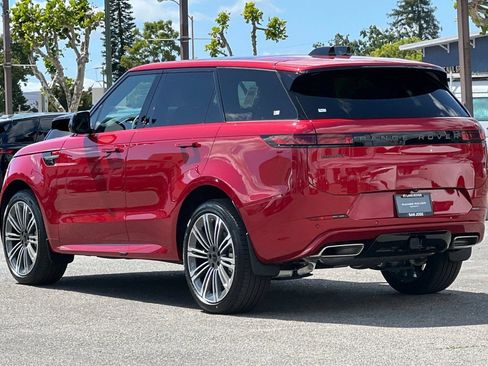 New 2026 Land Rover Range Rover Sport Dynamic SE AWD/4WD image 2