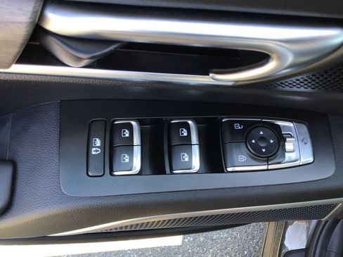 Used 2021 Kia Telluride EX image 19