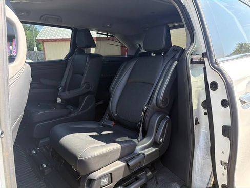 Used 2022 Honda Odyssey Touring image 10