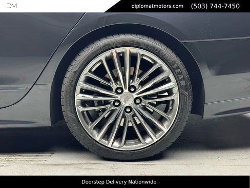 Used 2020 Cadillac CT6 V w/ LPO, Premium Carpet Package image 38