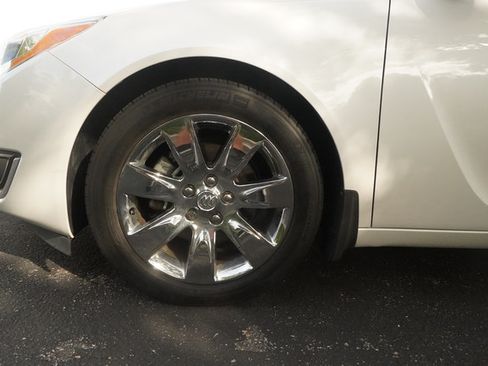 Used 2016 Buick Regal Premium w/ Driver Confidence Package #1 FWD image 34