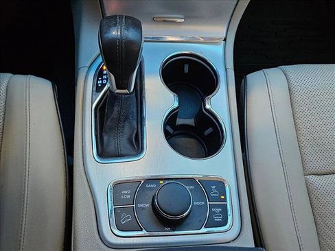 Used 2020 Jeep Grand Cherokee Summit w/ Platinum Series Group image 11