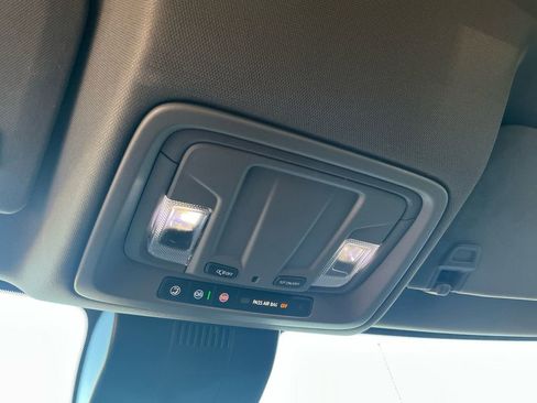 Used 2025 Chevrolet Silverado 1500 LT image 25