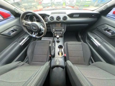 Used 2017 Ford Mustang Coupe RWD image 23