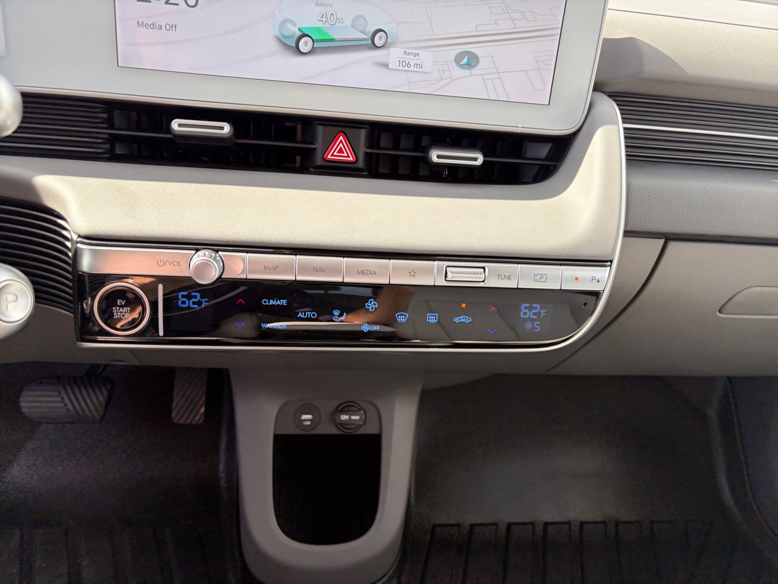 Certified 2024 Hyundai Ioniq 5 Limited AWD/4WD image 29