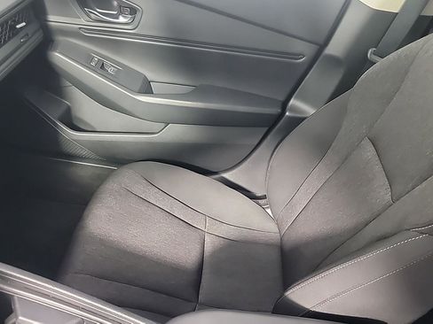 Certified 2024 Honda Accord EX image 30