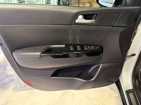 Used 2022 Kia Sportage Nightfall Edition w/ Nighfall AWD Premium Package image 28