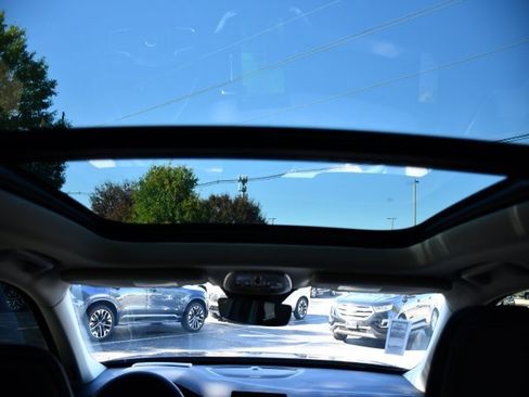 New 2026 Volvo XC90 B5 Ultra image 25