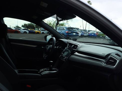 Used 2019 Honda Civic Sport image 35