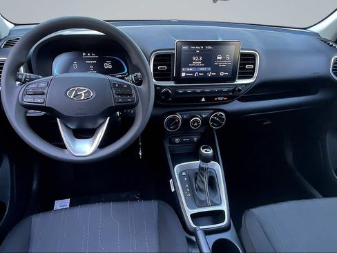 New 2026 Hyundai Venue SE FWD image 7