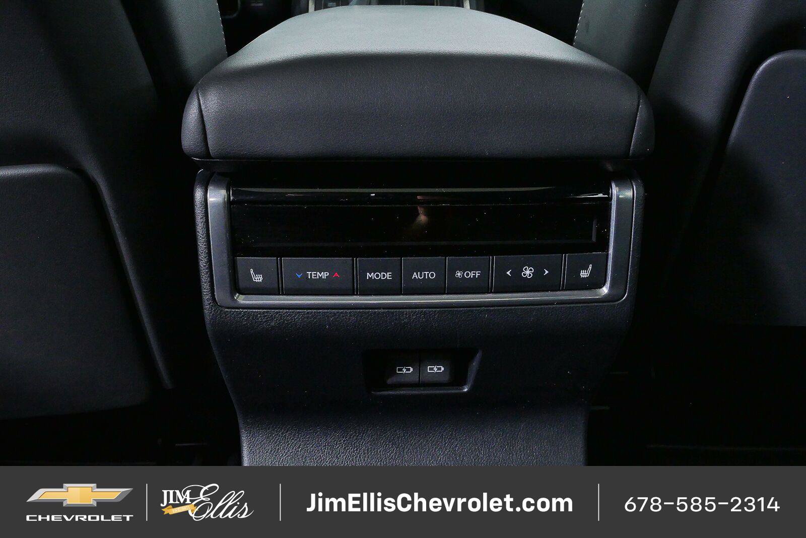 Used 2026 Lexus GX 550 w/ Accessory Package (2T) AWD/4WD image 17