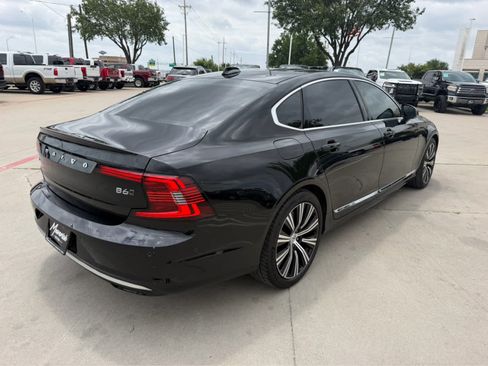 Used 2023 Volvo S90 B6 Plus AWD/4WD image 4