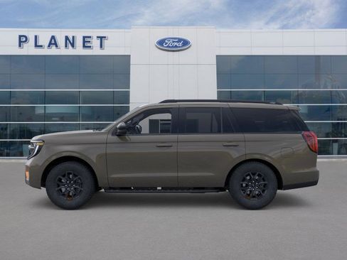New 2026 Ford Expedition Tremor image 3