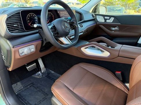 New 2026 Mercedes-Benz GLS 450 4MATIC image 10