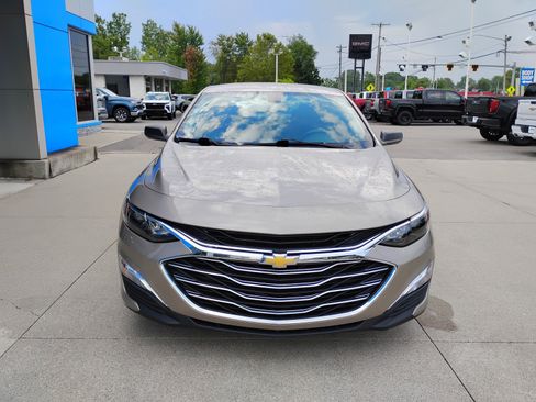 Used 2022 Chevrolet Malibu LS FWD image 15