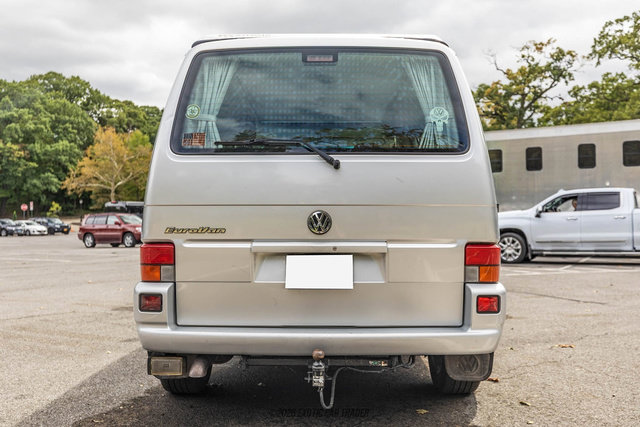 Used 2002 Volkswagen Eurovan MV FWD image 5