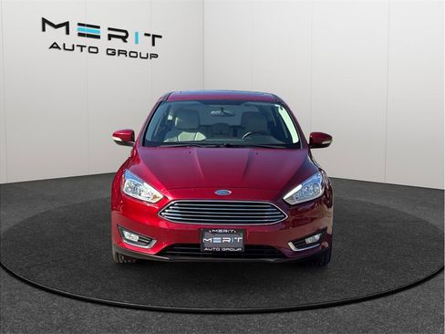 Used 2017 Ford Focus Titanium image 3